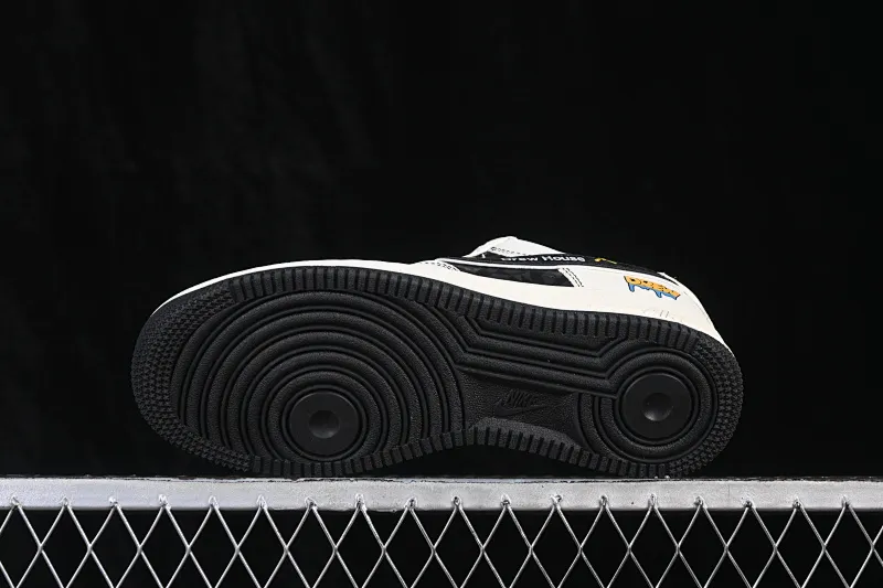 All categories Nk Air Force 1 Air Force series Nk Air Force 1 Low Air Force low-top Nike Air Force 1'07 Low joint model Air Force 1 low-top casual sneakers KD1688-008